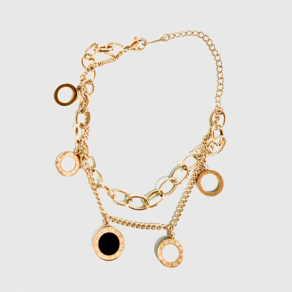 Chic Gold fashion bracelet with Black and White Pendants